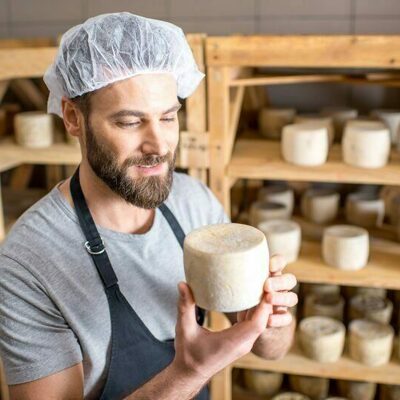 Молочная продукция купить оптом в Москве - цены от компании «РС Лайн»